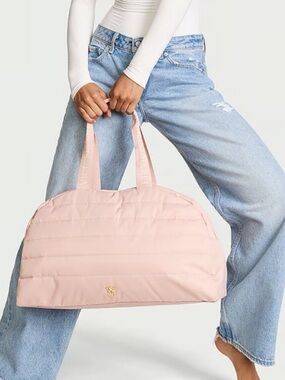 Victoria's Secret Pink Quilted Women's Duffle Bag‎ New Without tags